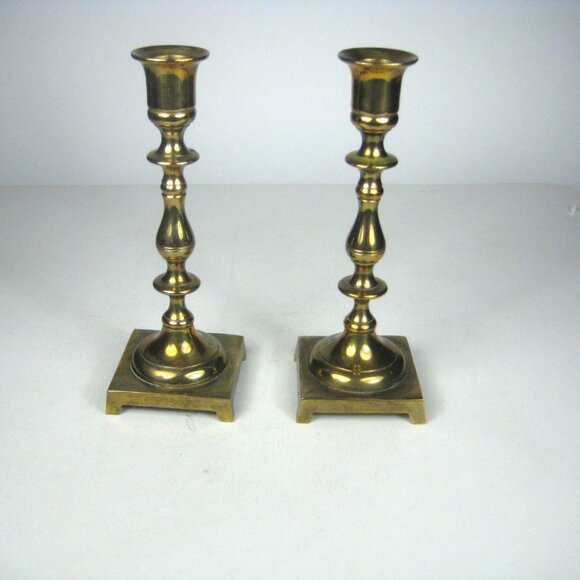 Vintage Brass Candlestick Holders Set of 2 Made in India Square Footed Base - Picture 4 of 10